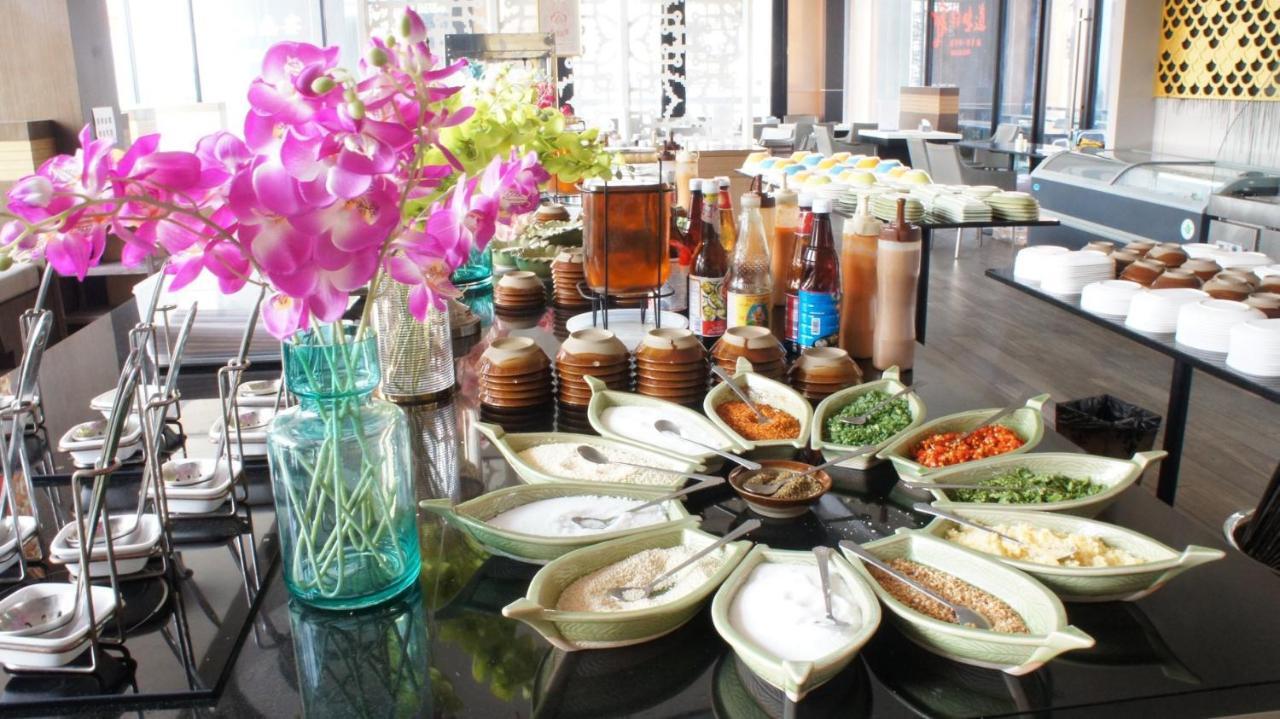 The Astra Chiang Mai Family Room Εξωτερικό φωτογραφία